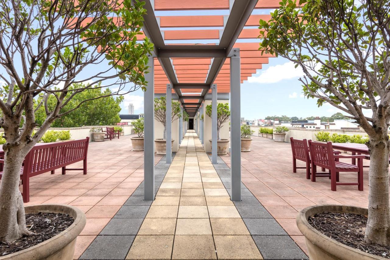 Nesuto Chippendale Aparthotel Sydney Buitenkant foto